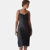 lola silk chemise in noire