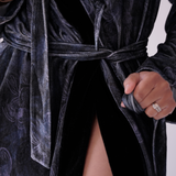 silk velvet short robe in perle noire