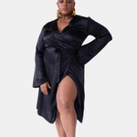 made in the softest washed silk charmeuse, this double-breasted wrap robe has long bell sleeves  wear barefoot, with a soft fuzzy slipper for a night in, or a strappy heel for a night on the town  soft collar wrap belt (not removable) relaxed fit midi length  washed 100% silk charmeuse  designed in new york city, new york made in new york city, new york   size details - available in 0/2-20/22
